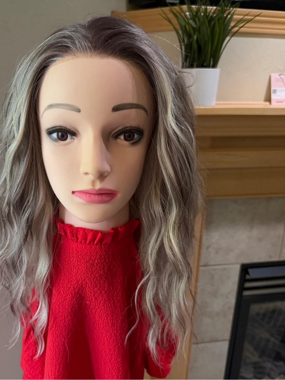 Aisom- Sasha in cool blonde